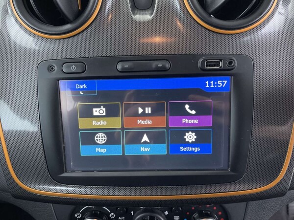 Used Dacia Sandero 2017 for sale - 76333106: Photo 40