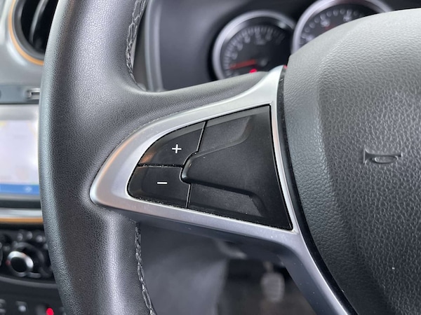 Used Dacia Sandero 2017 for sale - 76333106: Photo 52