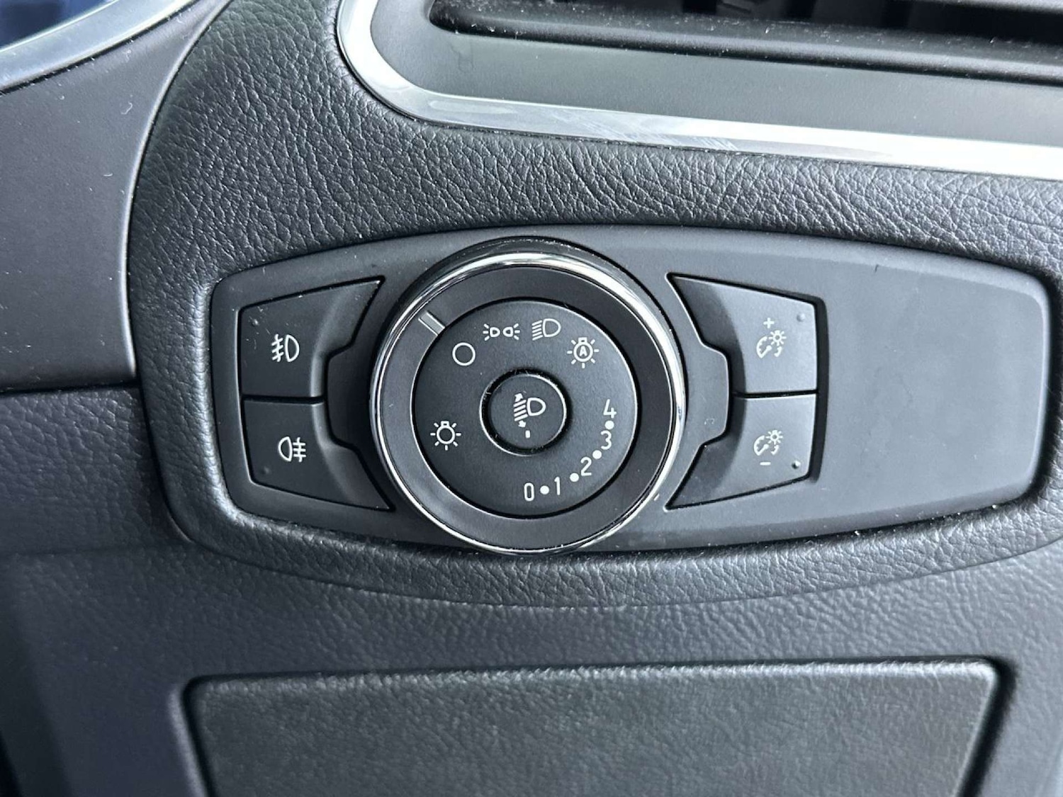 Used Ford Galaxy 2018 for sale - 78134637: Photo 50