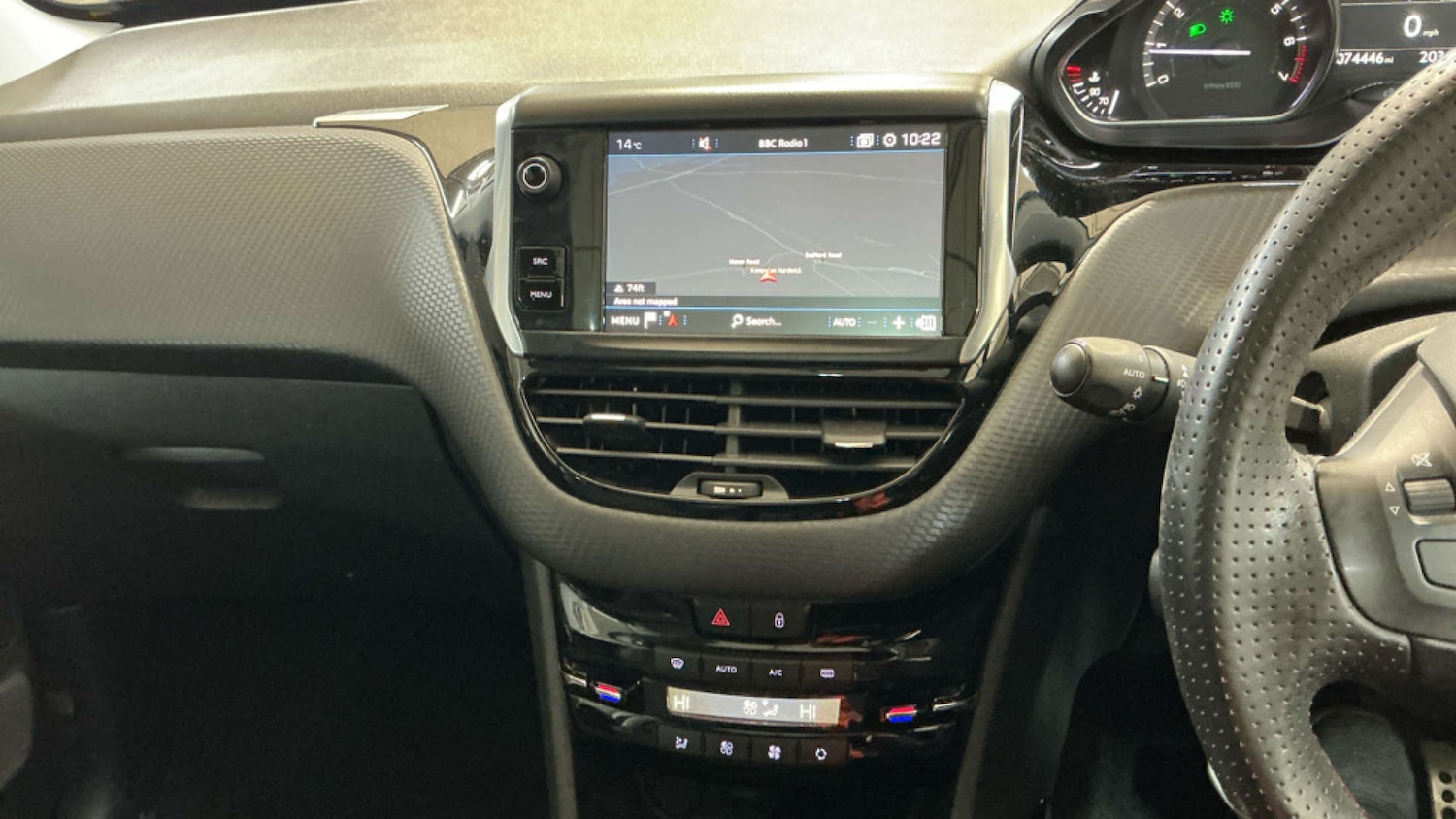 Used Peugeot 2008 2017 for sale - 77296450: Photo 11