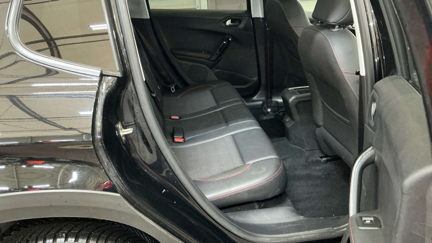 Used Peugeot 2008 2017 for sale - 77296450: Photo 8