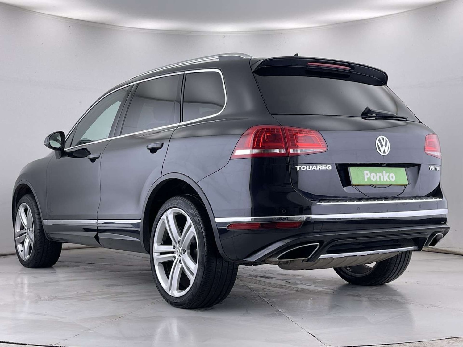 Used Volkswagen Touareg 2017 for sale - 76623847: Photo 3