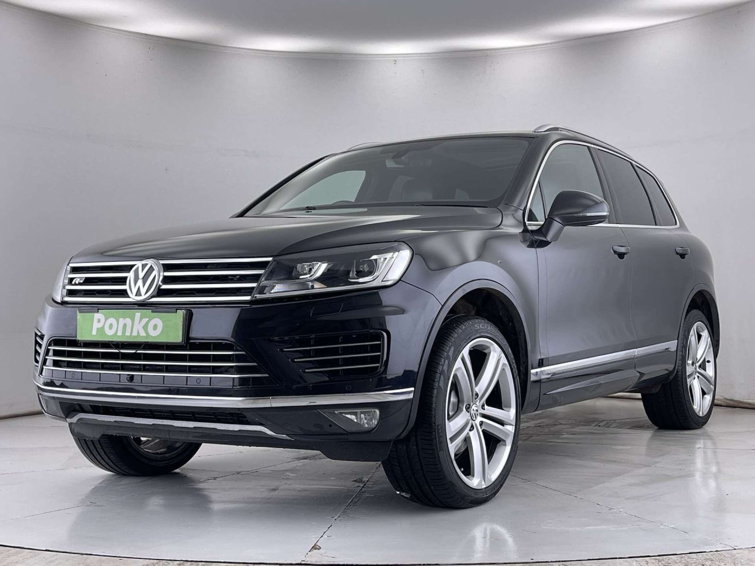 Used Volkswagen Touareg 2017 for sale - 76623847: Photo 4