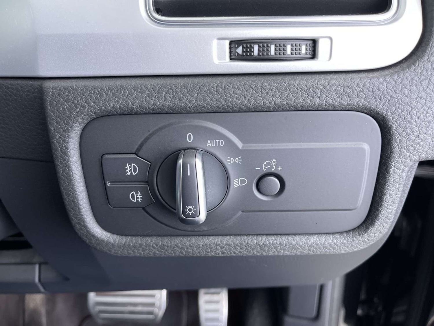 Used Volkswagen Touareg 2017 for sale - 76623847: Photo 50