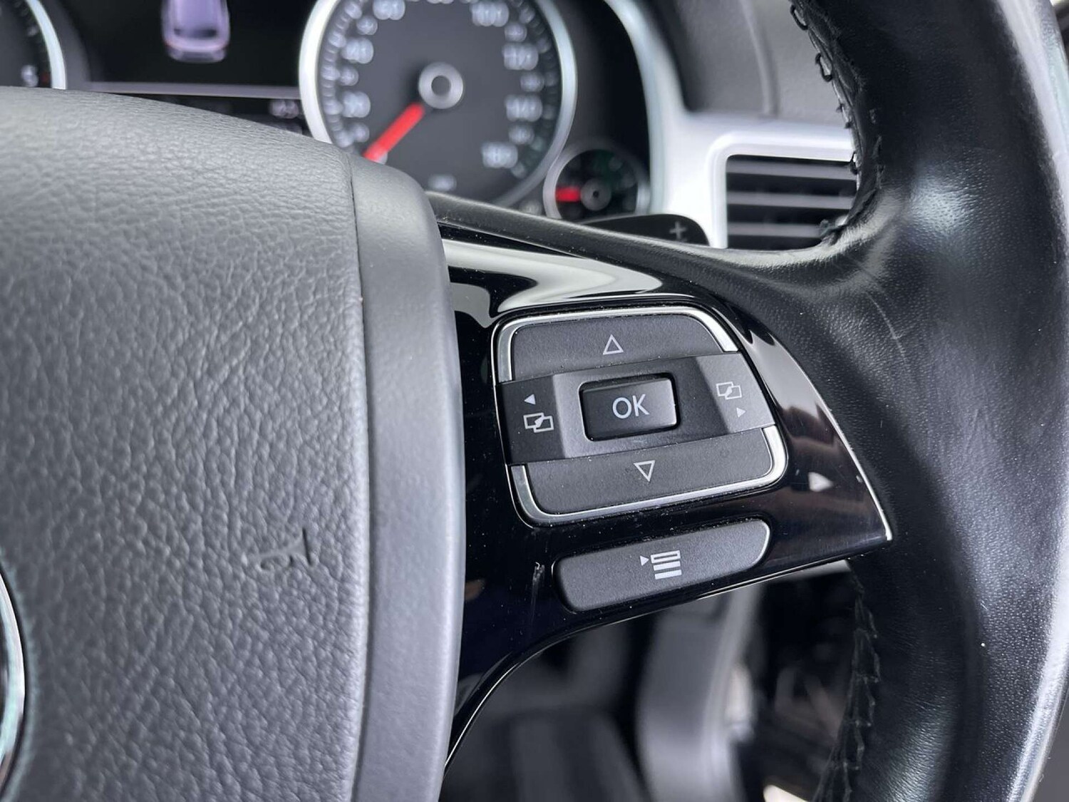 Used Volkswagen Touareg 2017 for sale - 76623847: Photo 54