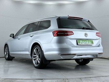 Used Volkswagen Passat 2015 for sale - 77880373: Photo