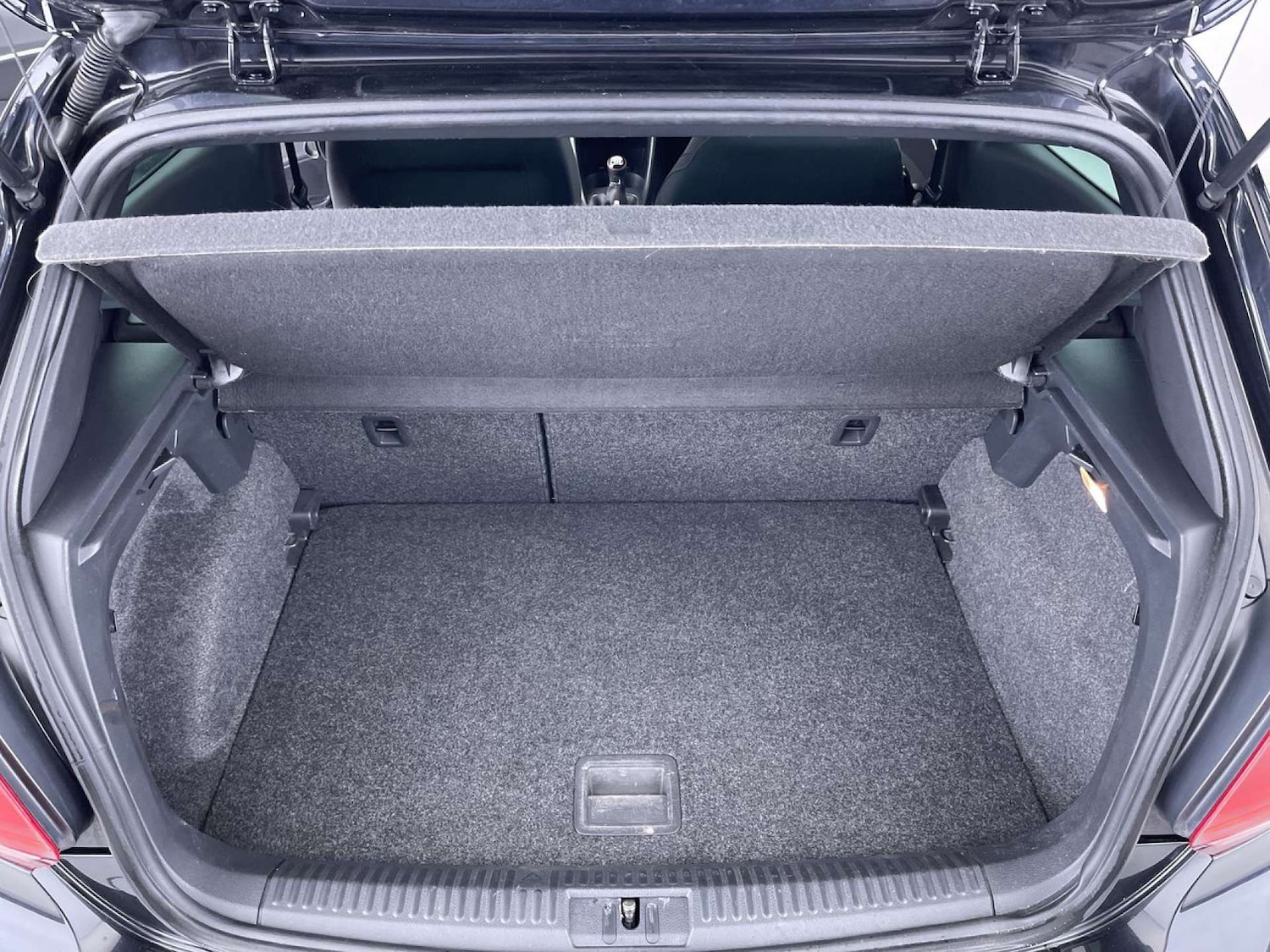 Used Volkswagen Polo 2015 for sale - 77221037: Photo 10