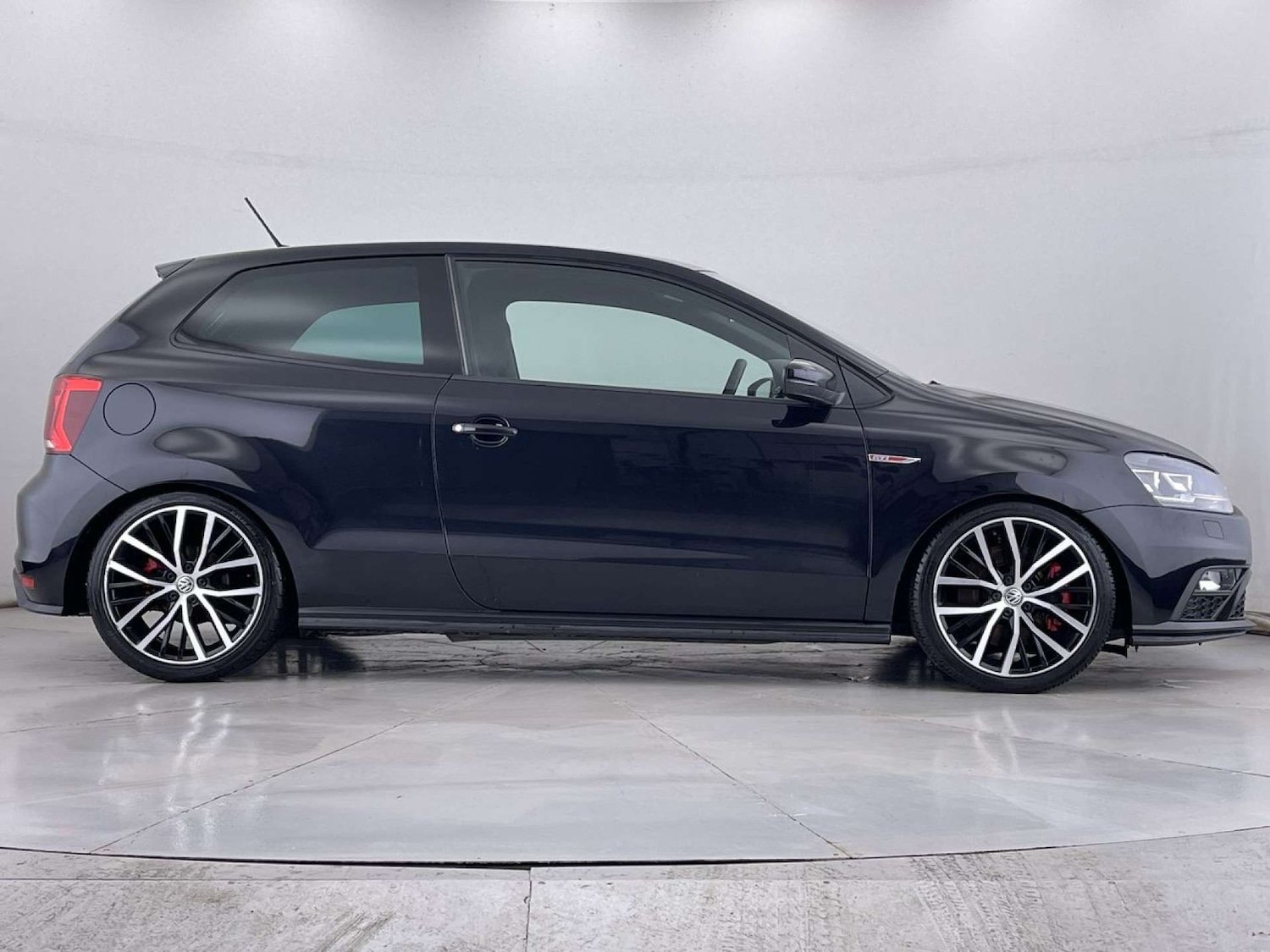 Used Volkswagen Polo 2015 for sale - 77221037: Photo 15