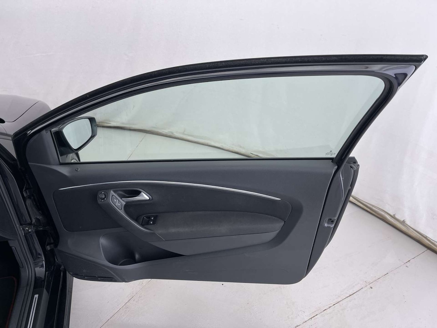 Used Volkswagen Polo 2015 for sale - 77221037: Photo 27