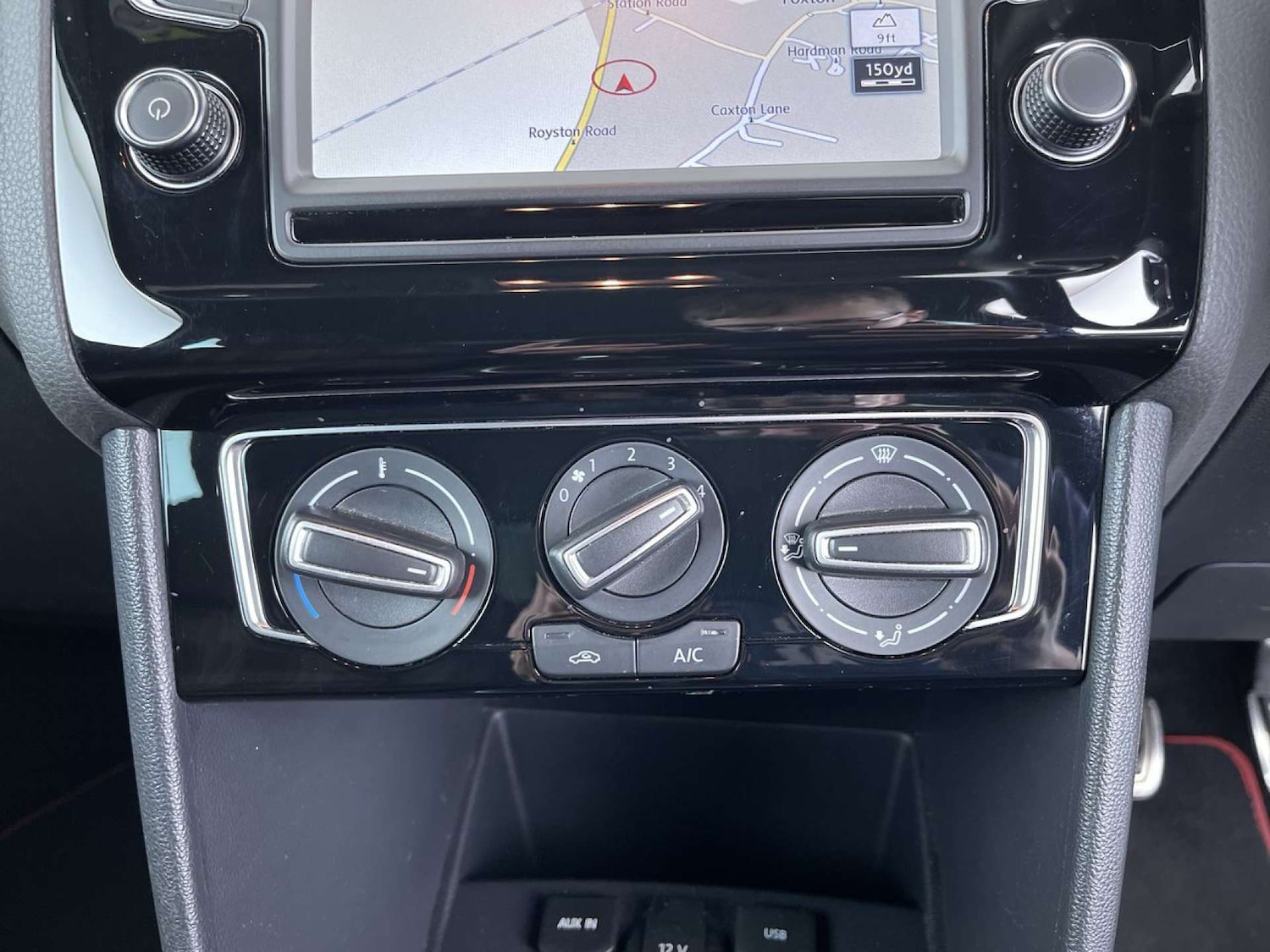 Used Volkswagen Polo 2015 for sale - 77221037: Photo 41