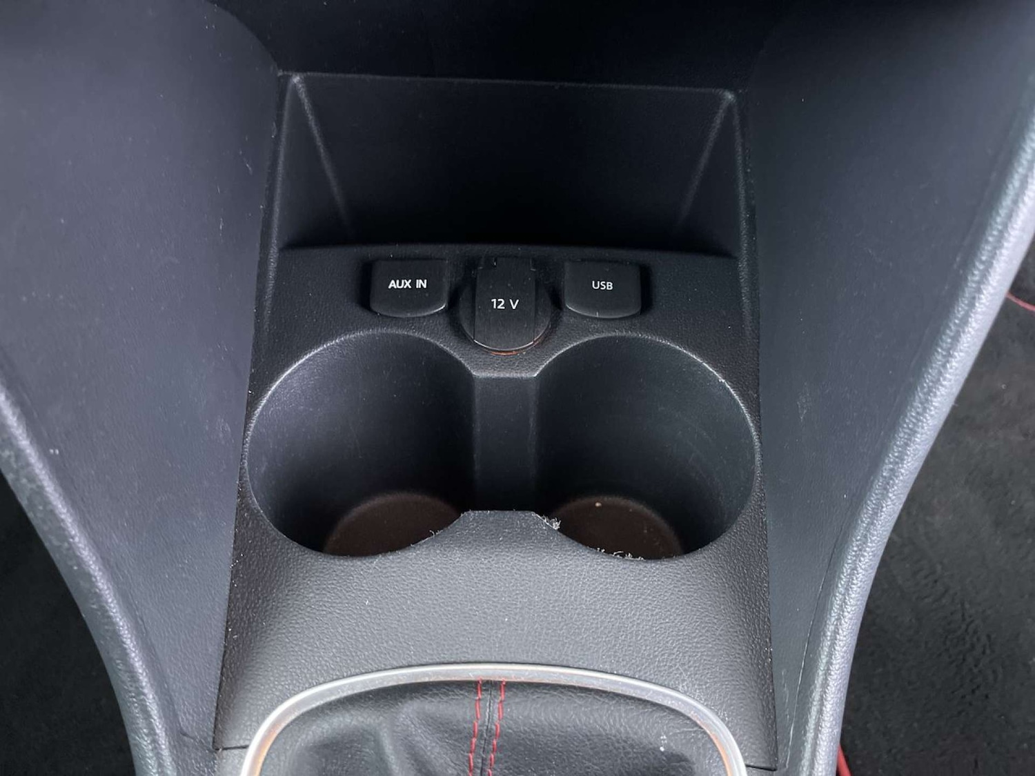 Used Volkswagen Polo 2015 for sale - 77221037: Photo 44