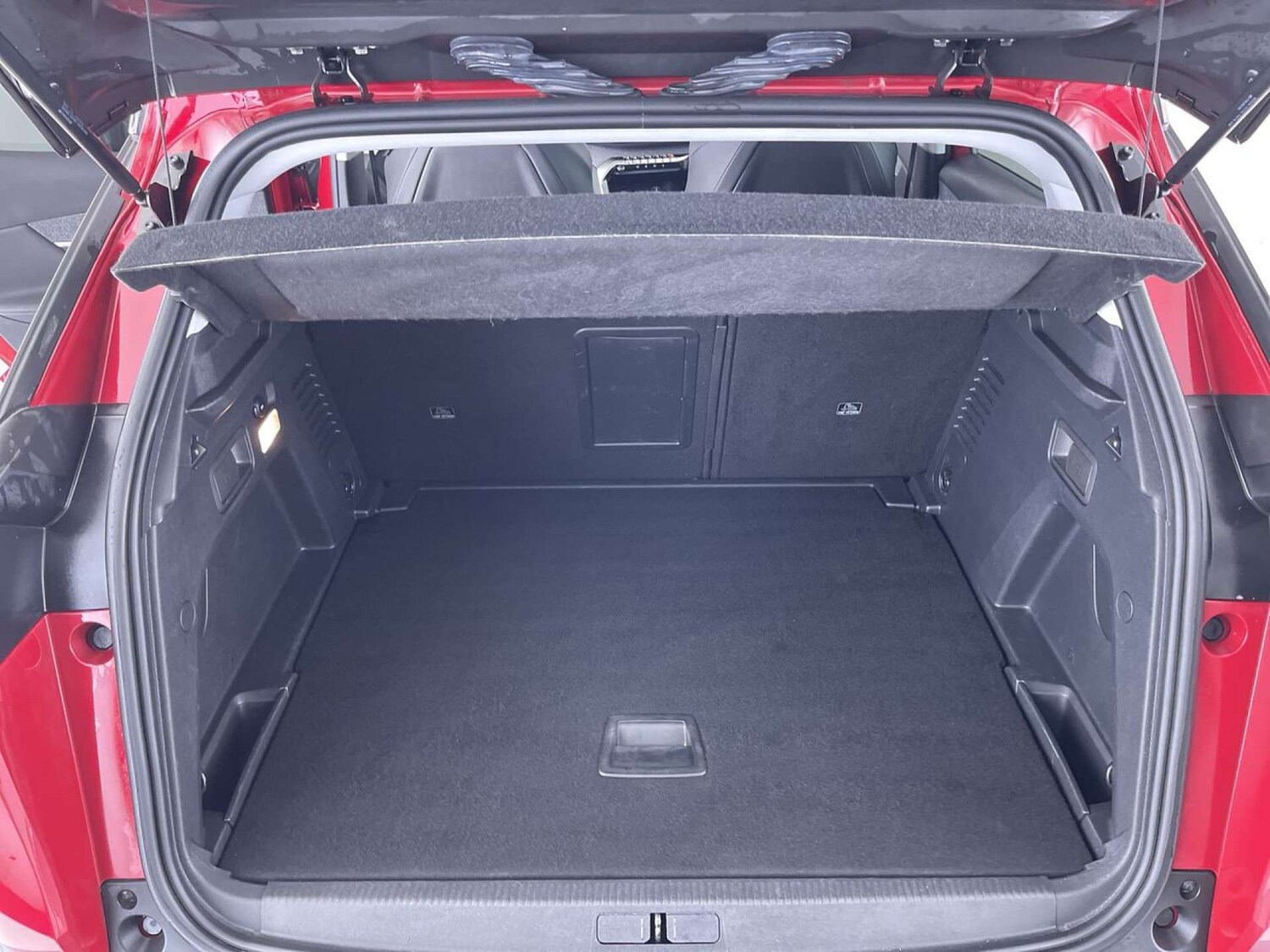 Used Peugeot 3008 2018 for sale - 76830011: Photo 10