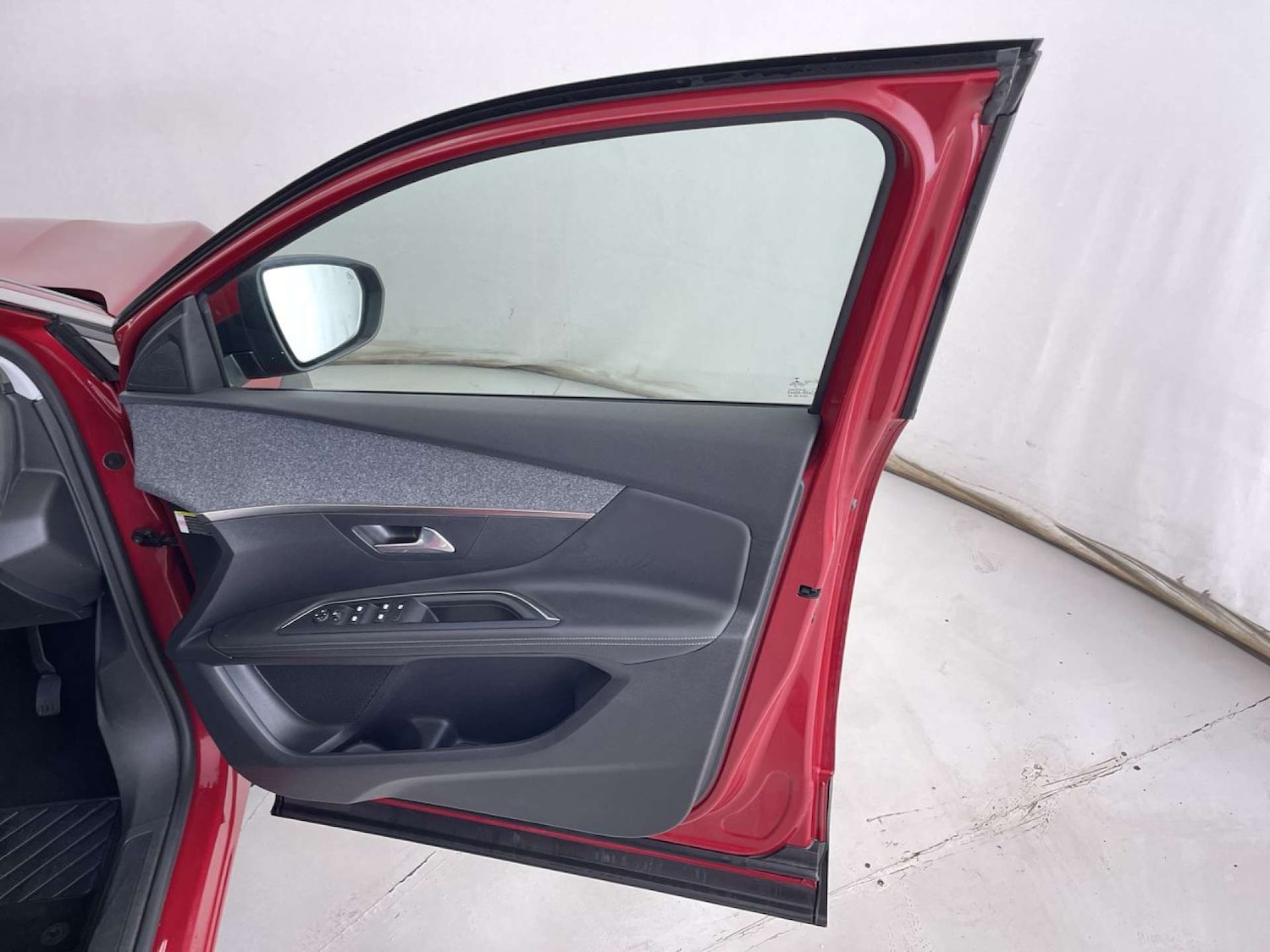 Used Peugeot 3008 2018 for sale - 76830011: Photo 29