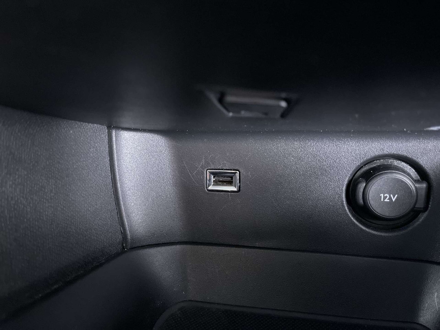 Used Peugeot 3008 2018 for sale - 76830011: Photo 47