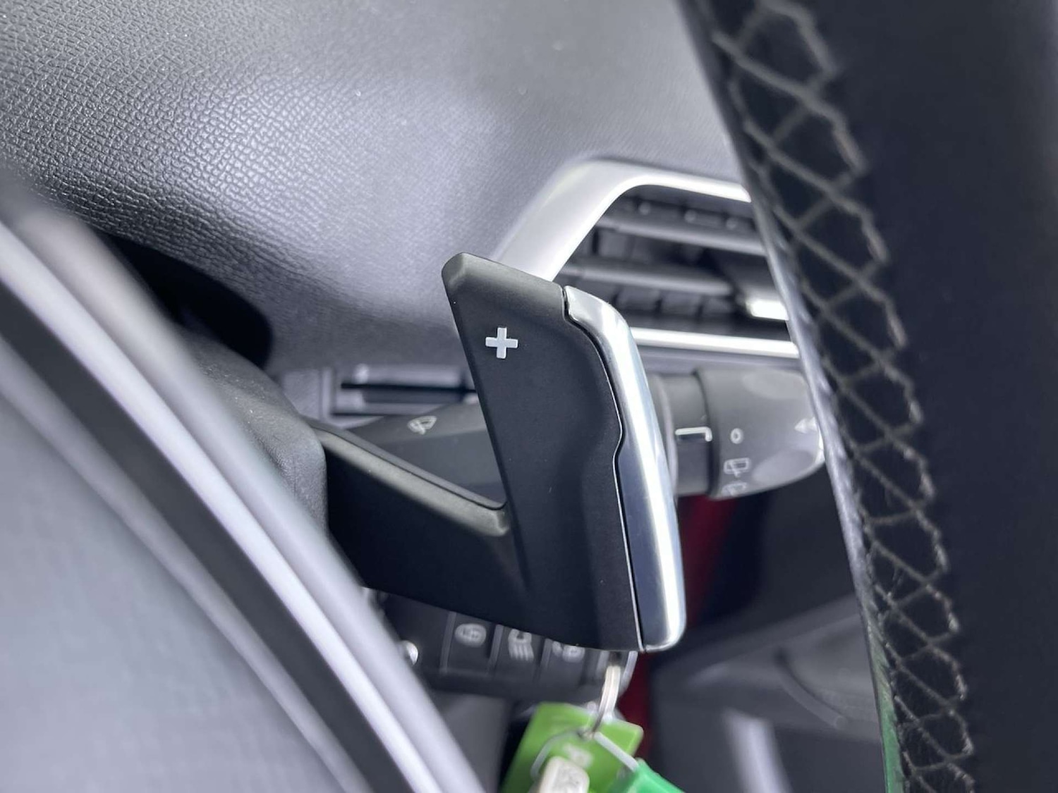 Used Peugeot 3008 2018 for sale - 76830011: Photo 55