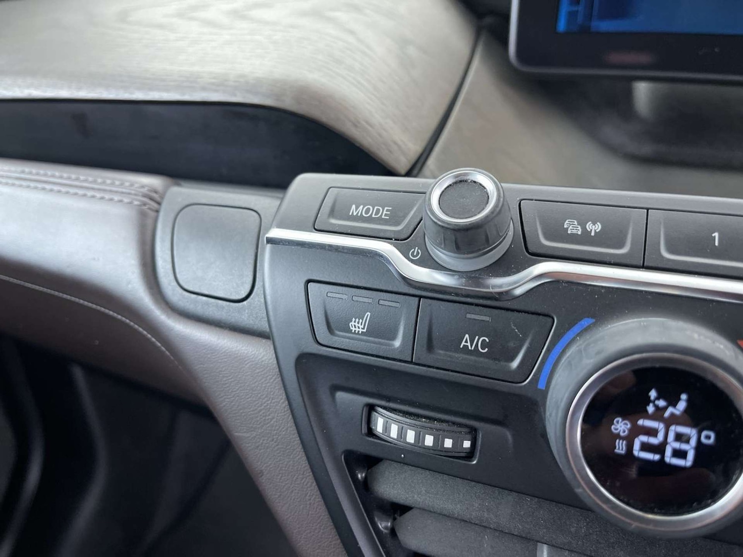 Used BMW i3 2019 for sale - 77271540: Photo 56