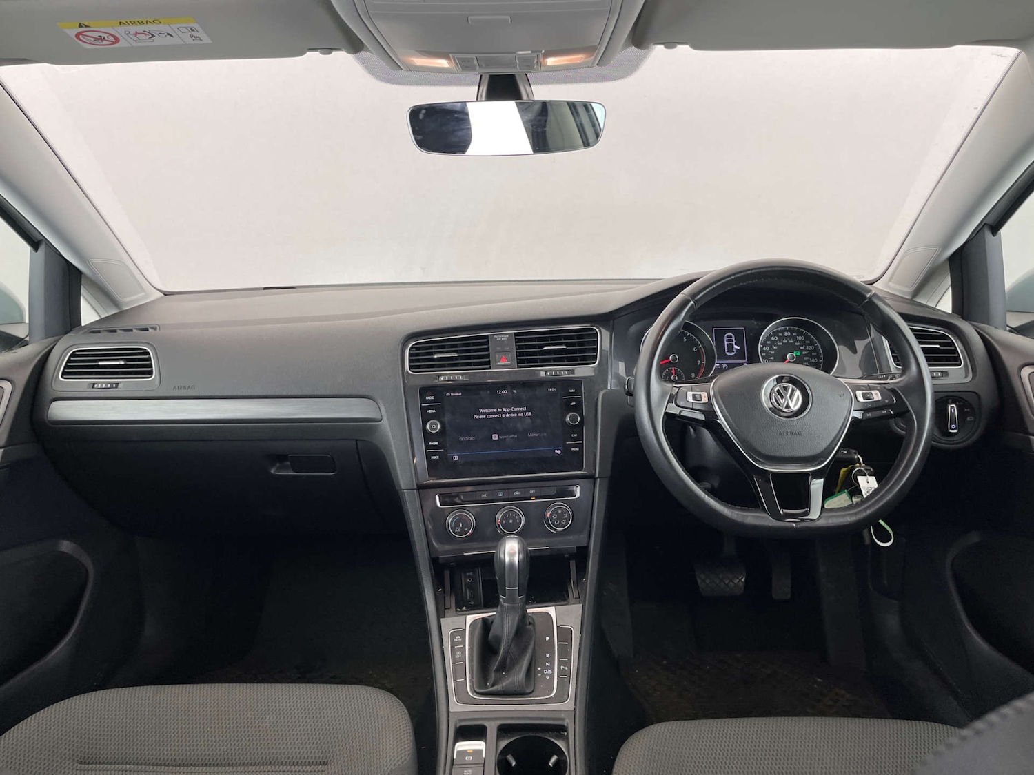 Used Volkswagen Golf 2017 for sale - 76507221: Photo 10