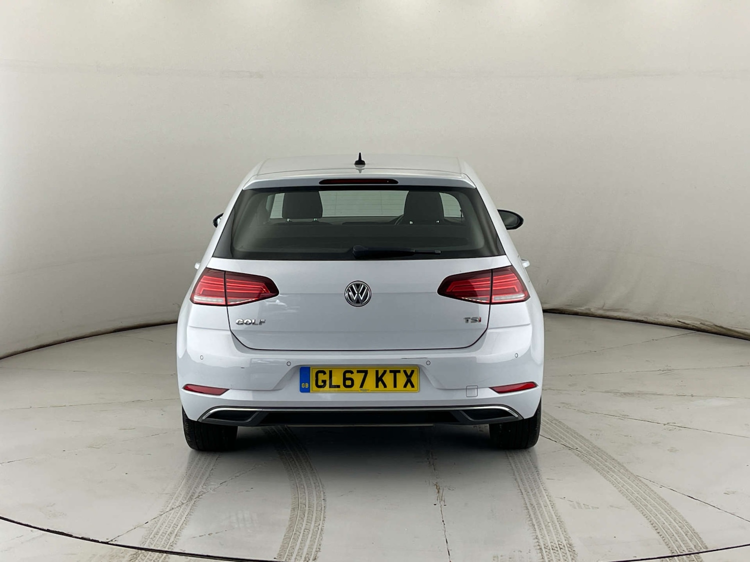Used Volkswagen Golf 2017 for sale - 76507221: Photo 5