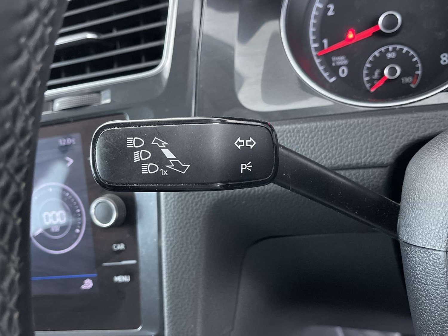 Used Volkswagen Golf 2017 for sale - 76507221: Photo 53