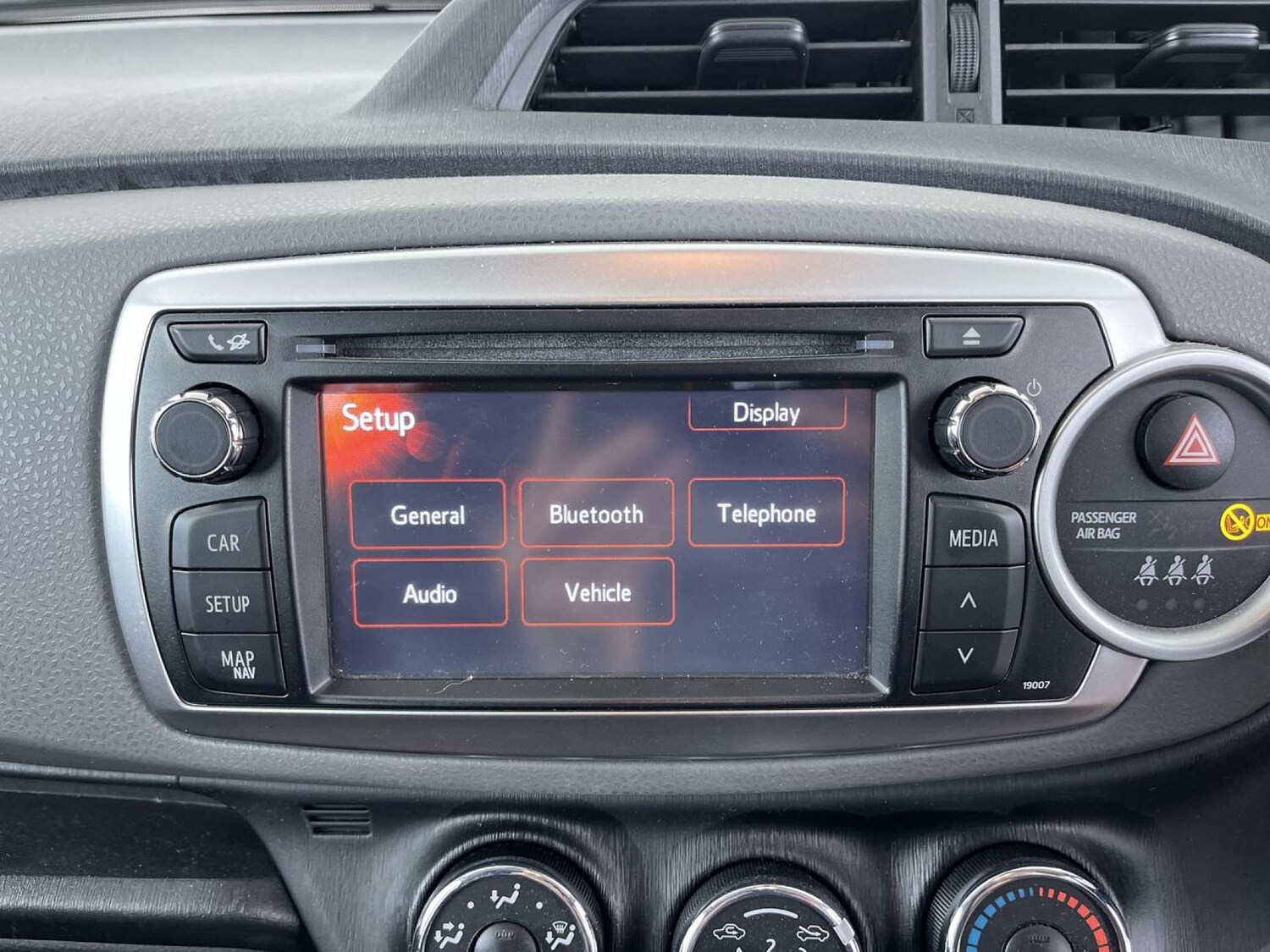 Used Toyota Yaris 2012 for sale - 76100792: Photo 40