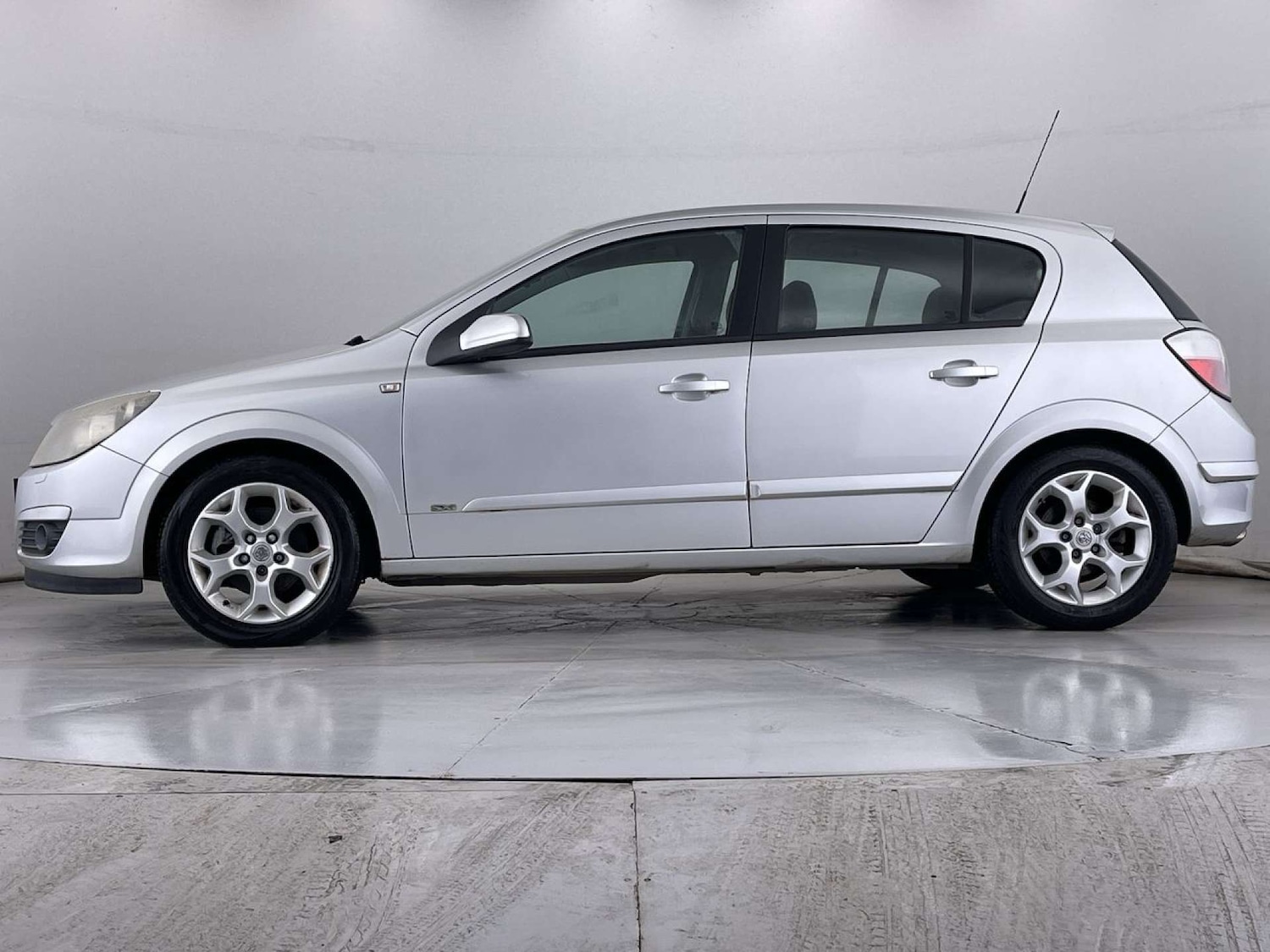 Used Vauxhall Astra 2005 for sale - 77523208: Photo 16