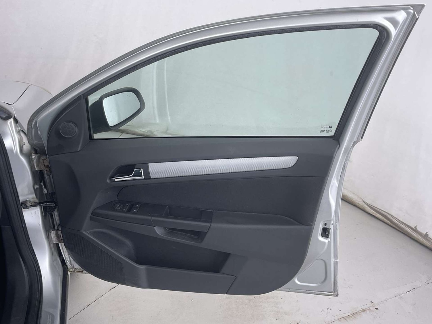 Used Vauxhall Astra 2005 for sale - 77523208: Photo 29