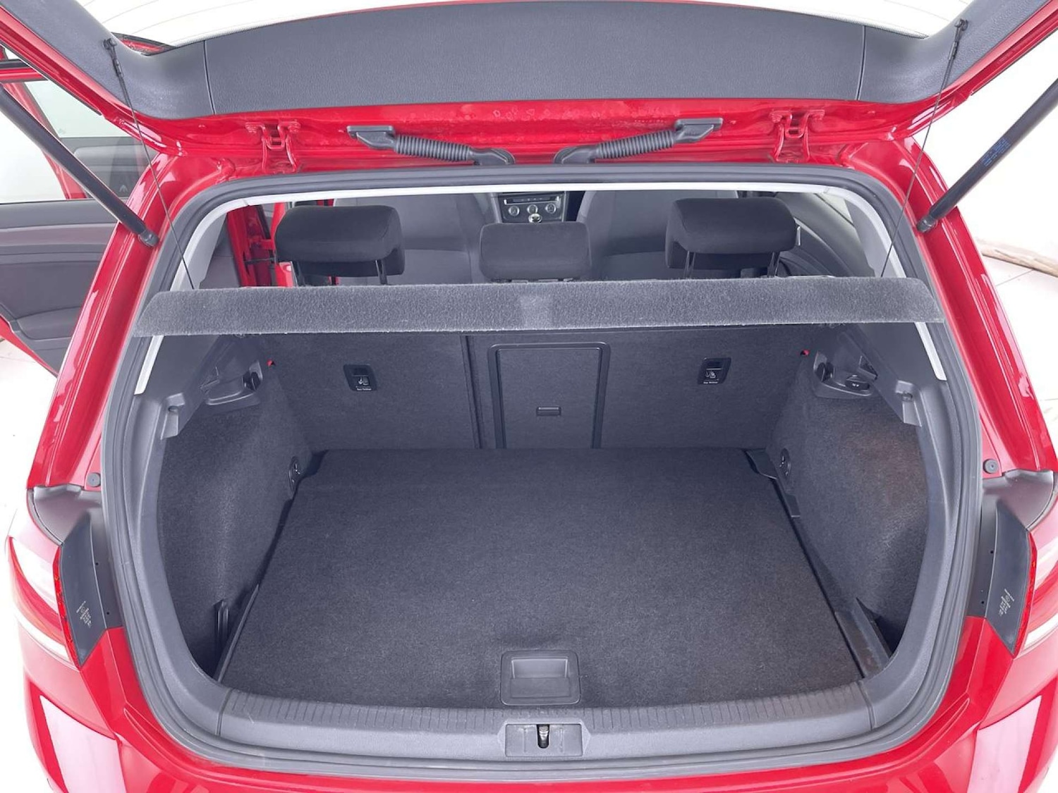 Used Volkswagen Golf 2018 for sale - 76385771: Photo 10