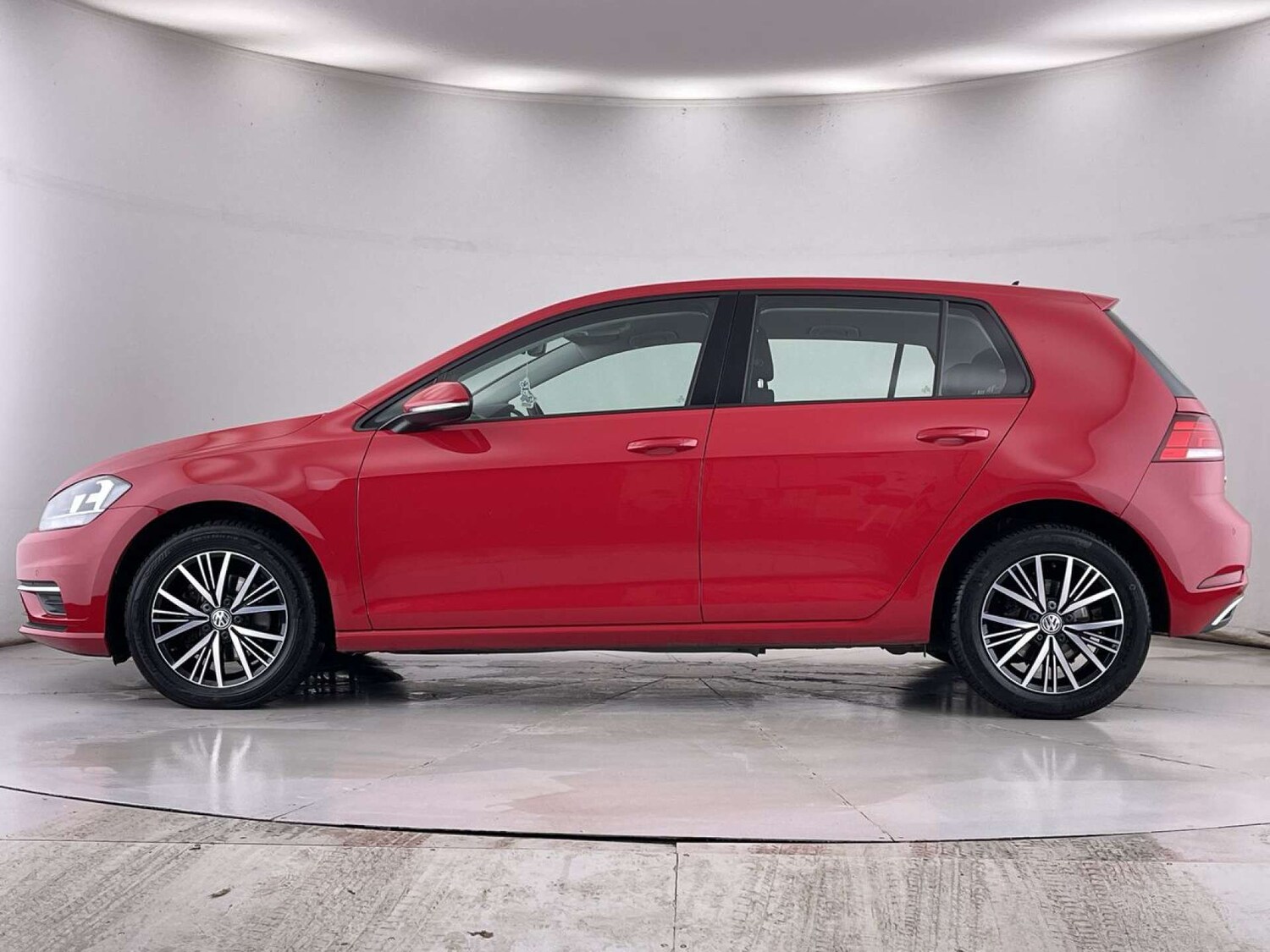 Used Volkswagen Golf 2018 for sale - 76385771: Photo 16