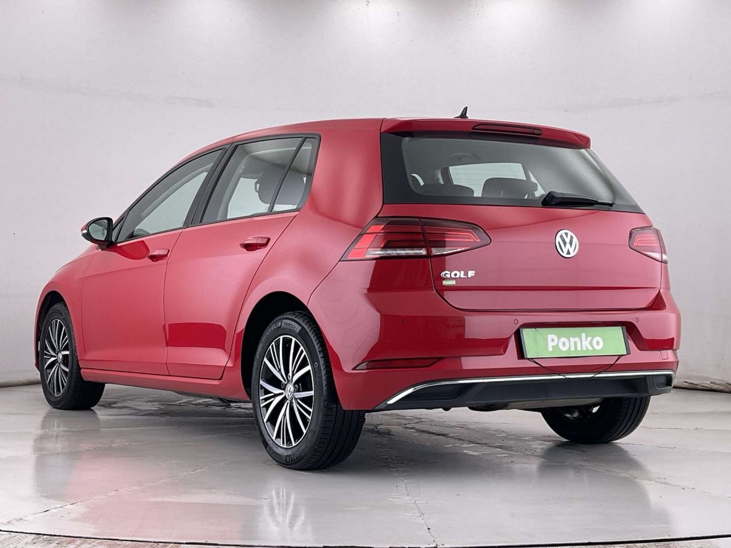 Used Volkswagen Golf 2018 for sale - 76385771: Photo 3