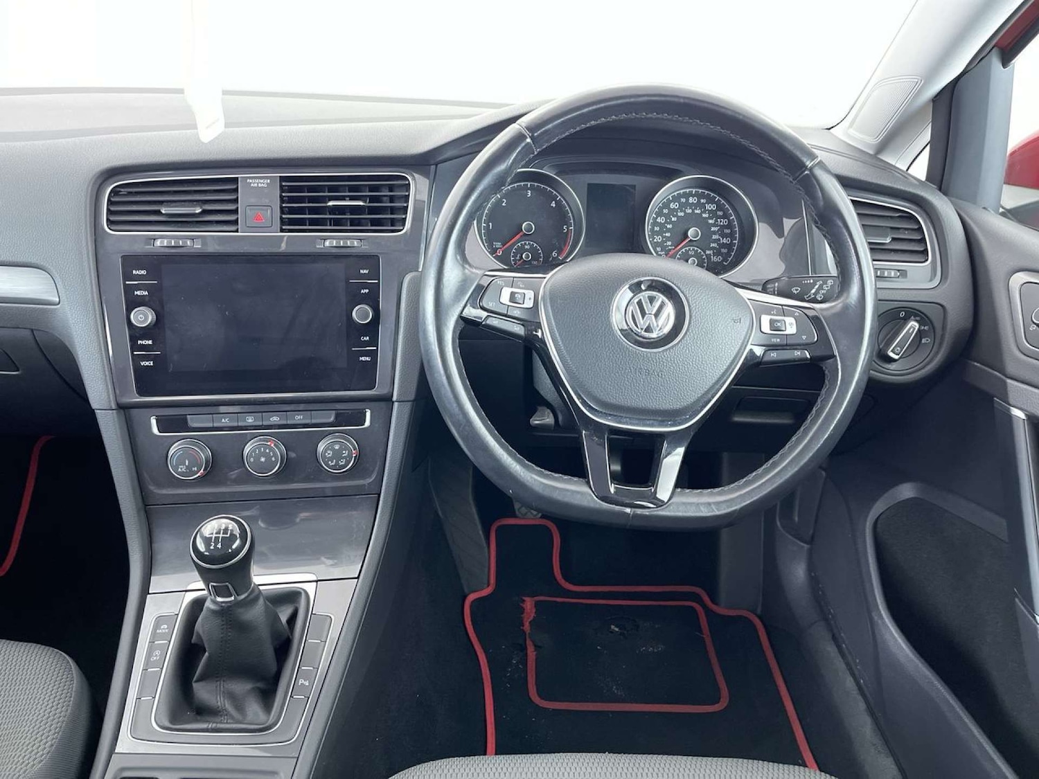 Used Volkswagen Golf 2018 for sale - 76385771: Photo 35