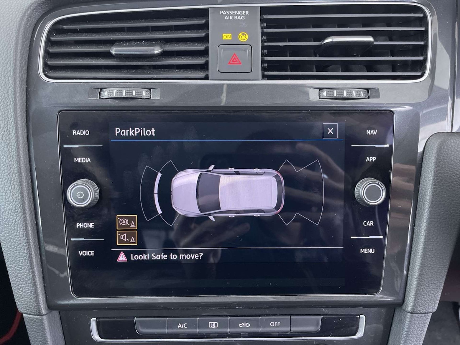 Used Volkswagen Golf 2018 for sale - 76385771: Photo 43