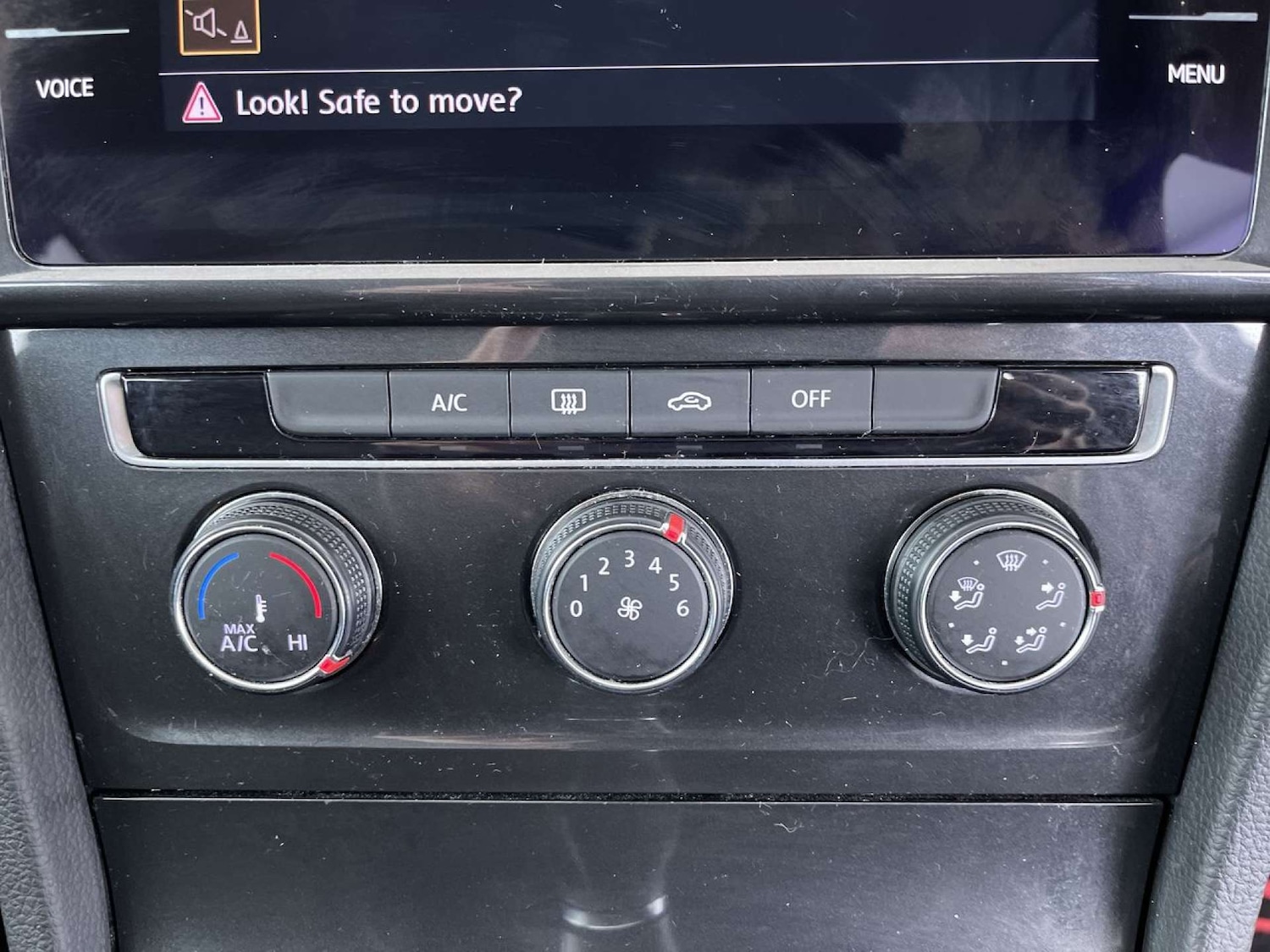 Used Volkswagen Golf 2018 for sale - 76385771: Photo 45