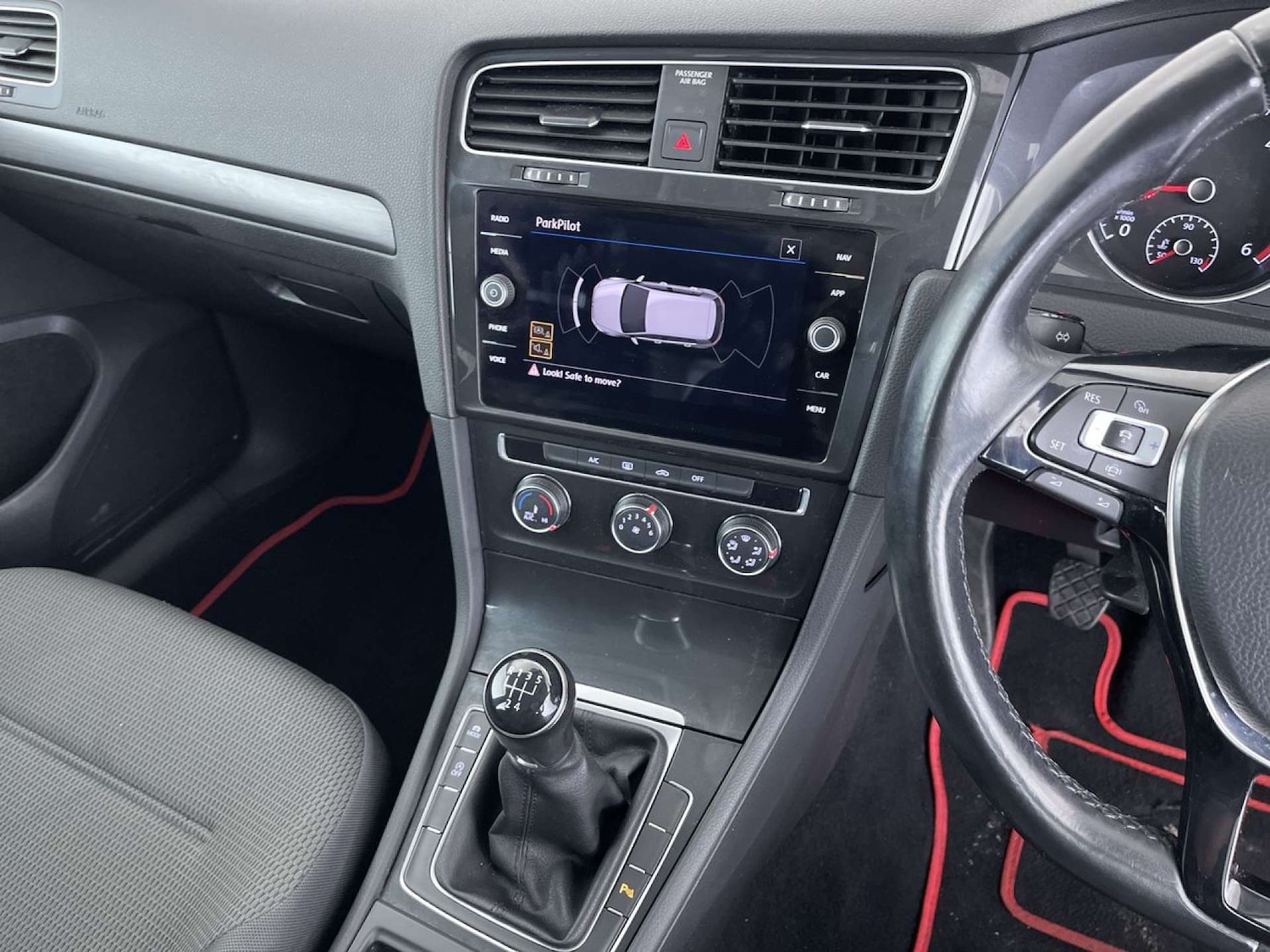 Used Volkswagen Golf 2018 for sale - 76385771: Photo 46