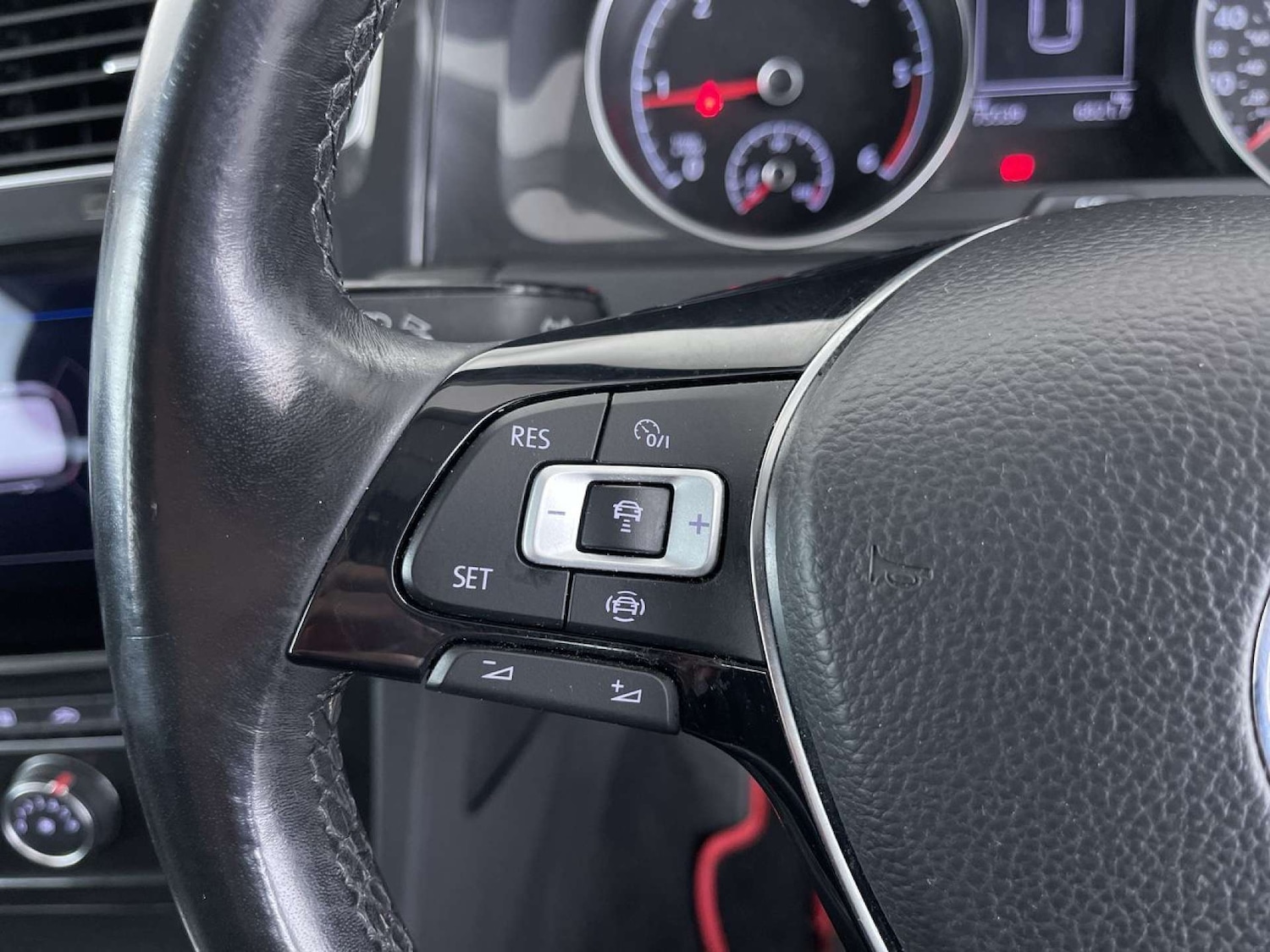 Used Volkswagen Golf 2018 for sale - 76385771: Photo 52