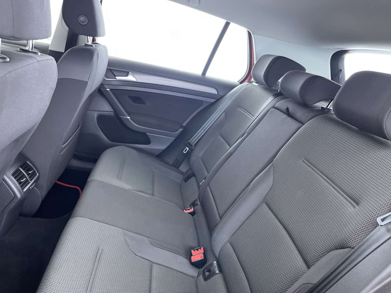 Used Volkswagen Golf 2018 for sale - 76385771: Photo 9