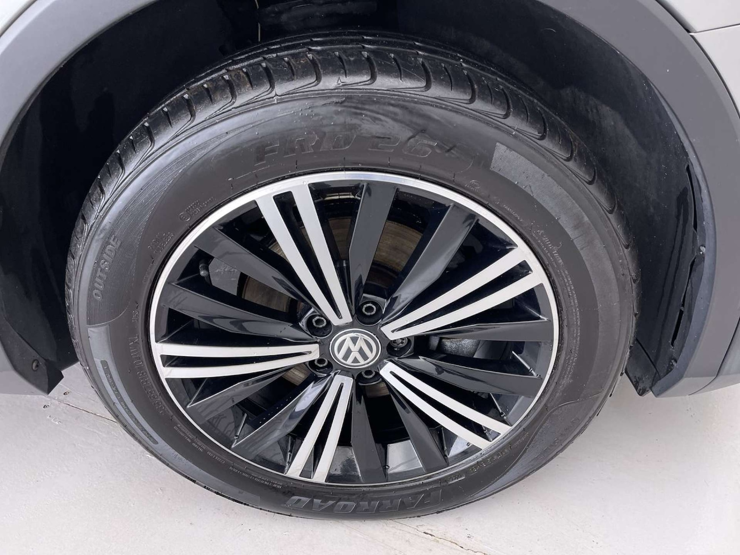 Used Volkswagen Tiguan 2017 for sale - 77187856: Photo 24