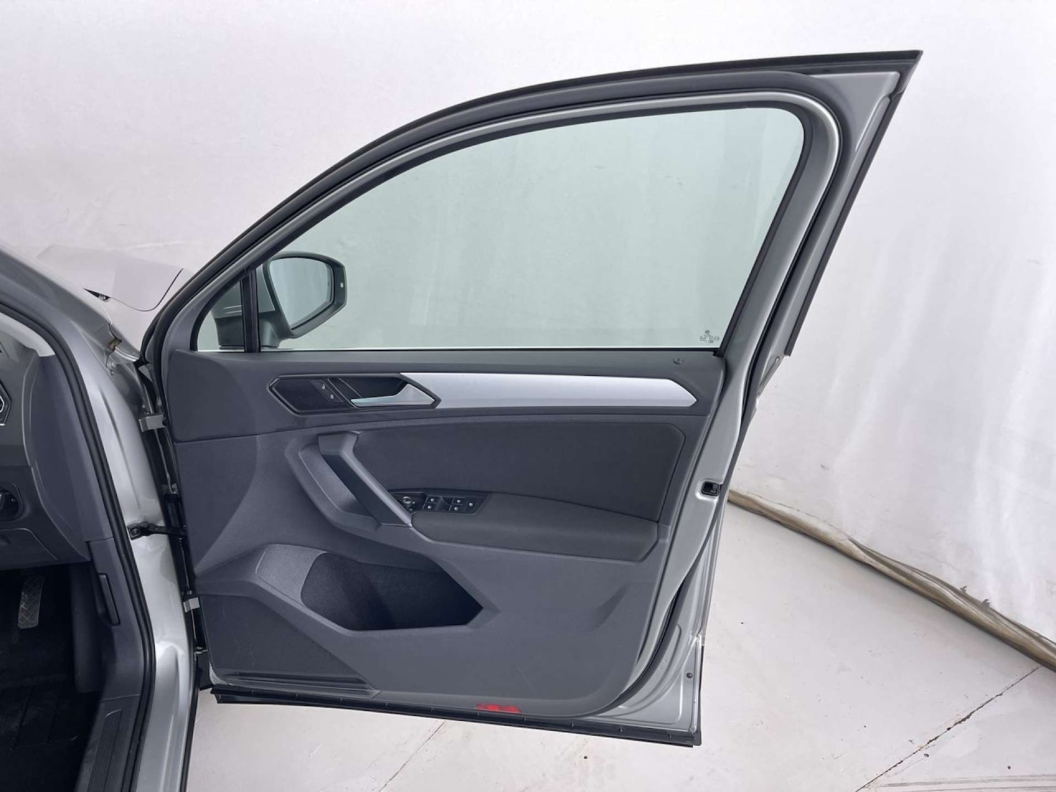 Used Volkswagen Tiguan 2017 for sale - 77187856: Photo 29