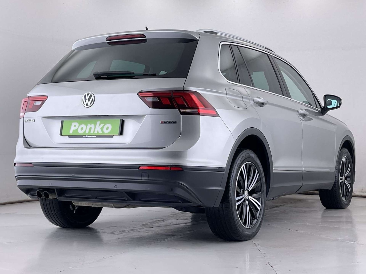 Used Volkswagen Tiguan 2017 for sale - 77187856: Photo 5