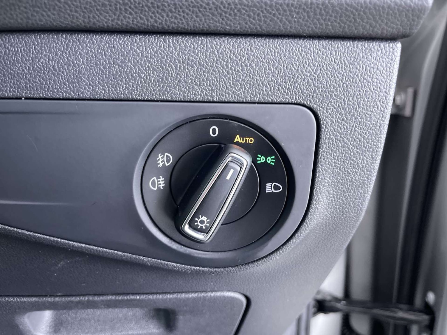 Used Volkswagen Tiguan 2017 for sale - 77187856: Photo 50