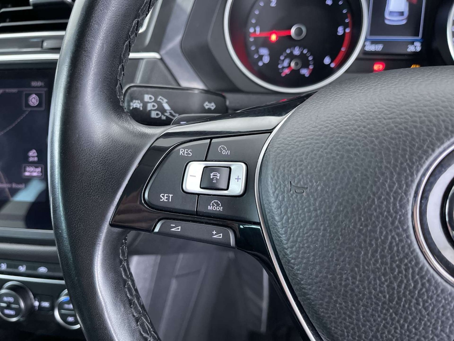 Used Volkswagen Tiguan 2017 for sale - 77187856: Photo 52