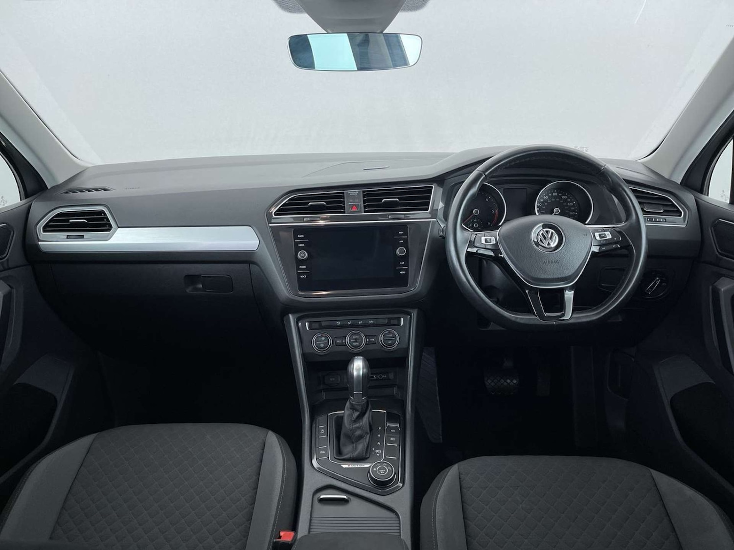 Used Volkswagen Tiguan 2017 for sale - 77187856: Photo 8