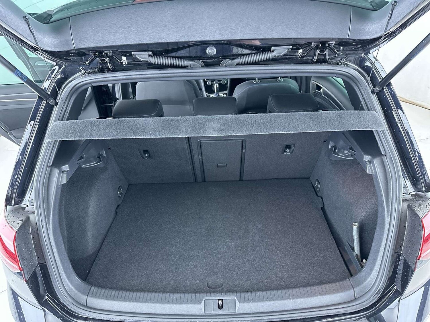 Used Volkswagen Golf 2020 for sale - 77964839: Photo 10