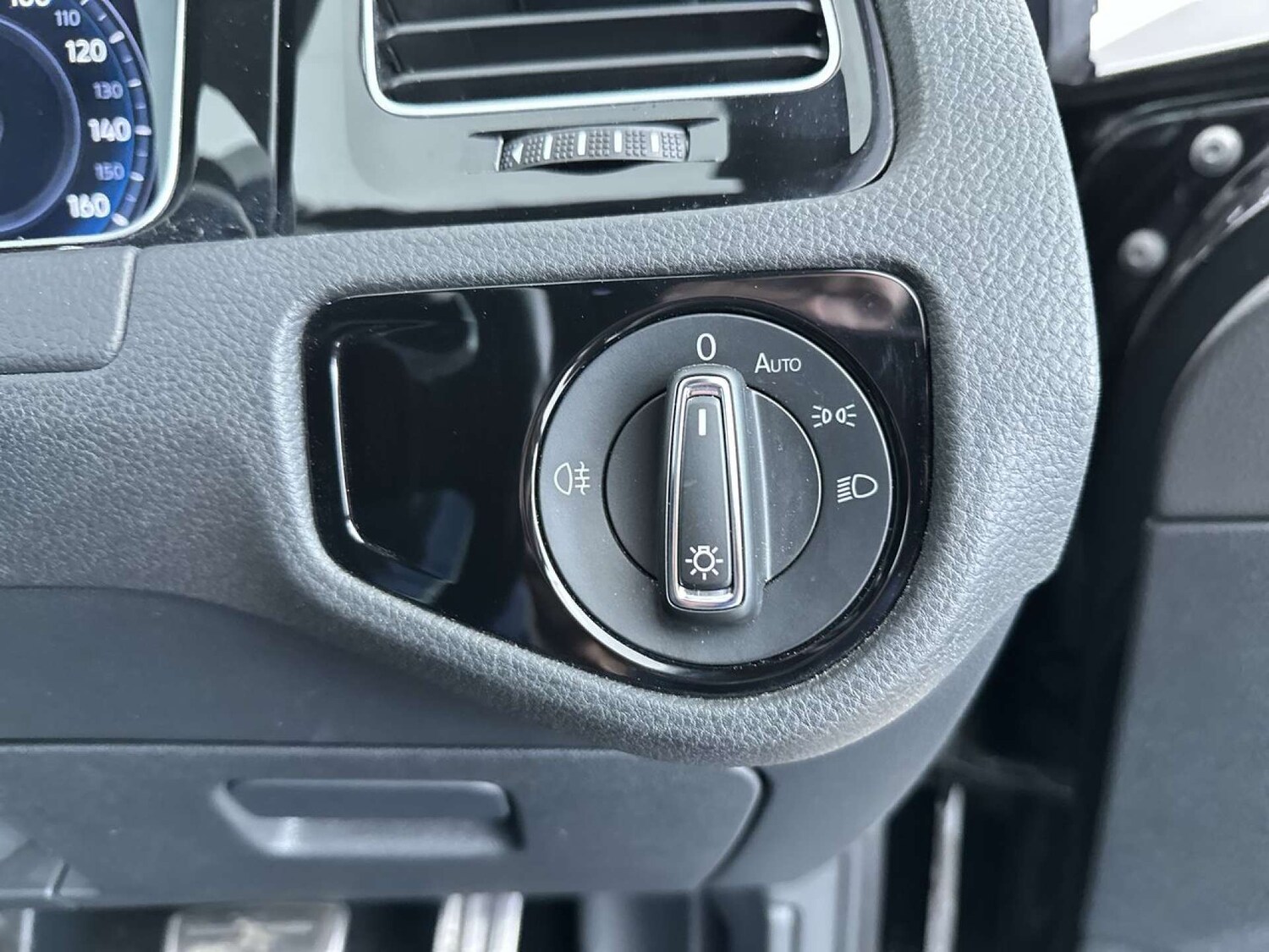 Used Volkswagen Golf 2020 for sale - 77964839: Photo 50