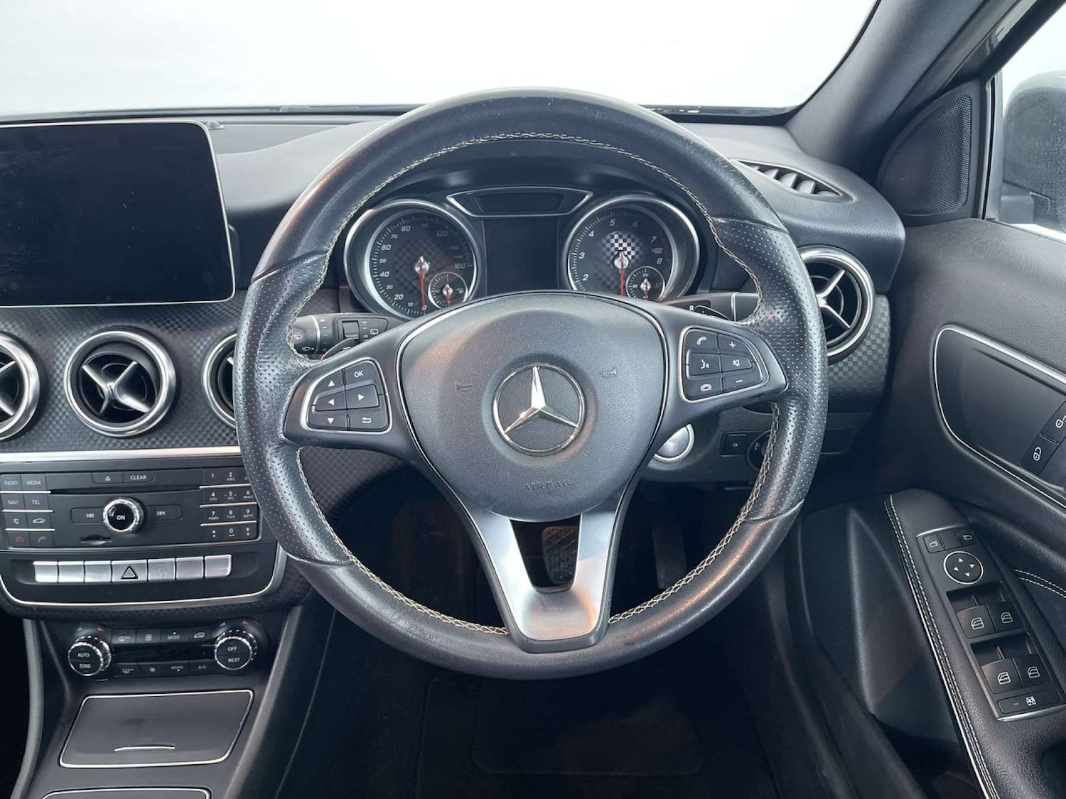 Used Mercedes-Benz A-Class 2018 for sale - 76602150: Photo 36