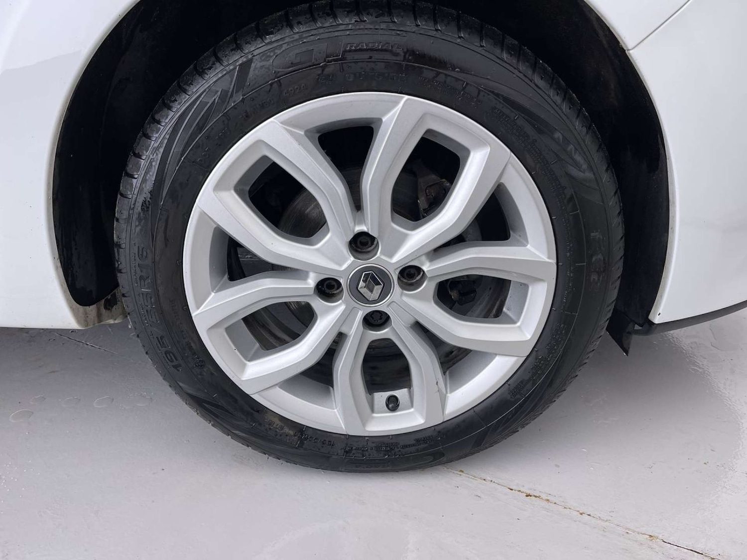 Used Renault Clio 2018 for sale - 77160651: Photo 24