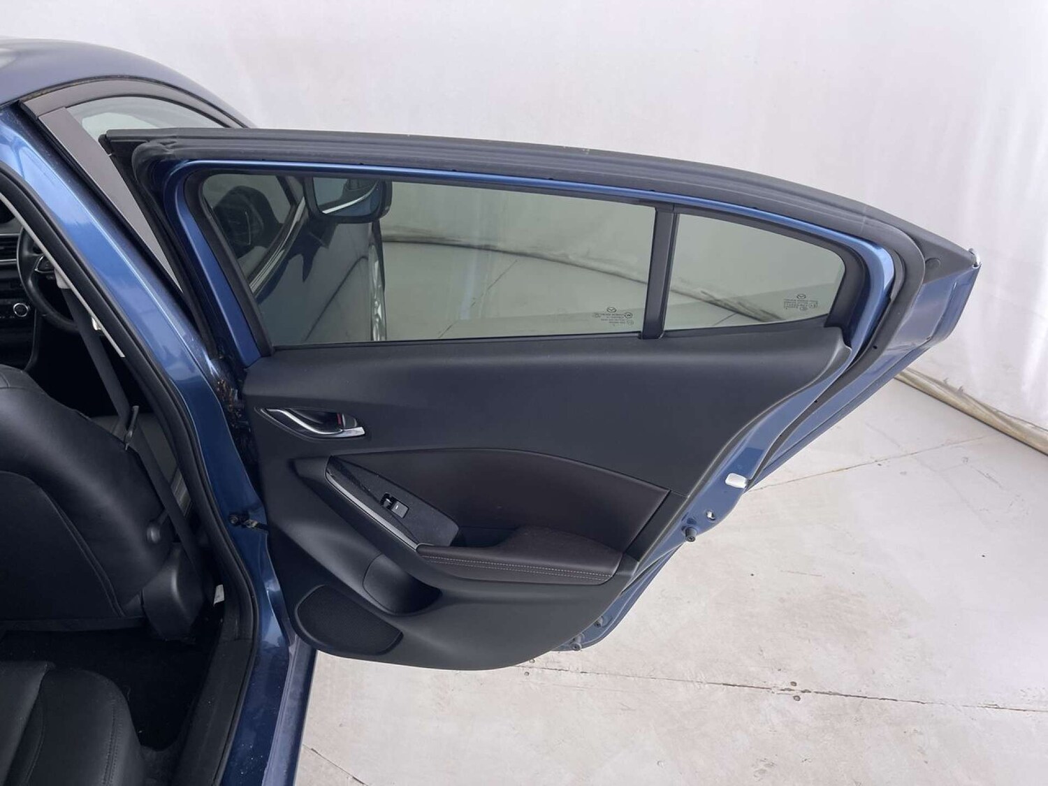 Used Mazda Mazda3 2016 for sale - 76235474: Photo 30