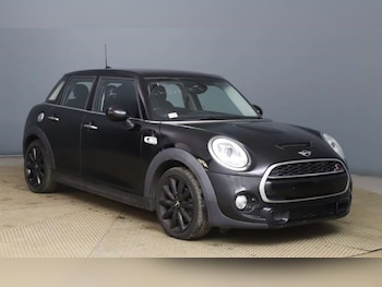 Used MINI Hatch 2017 for sale - 77022565: Photo
