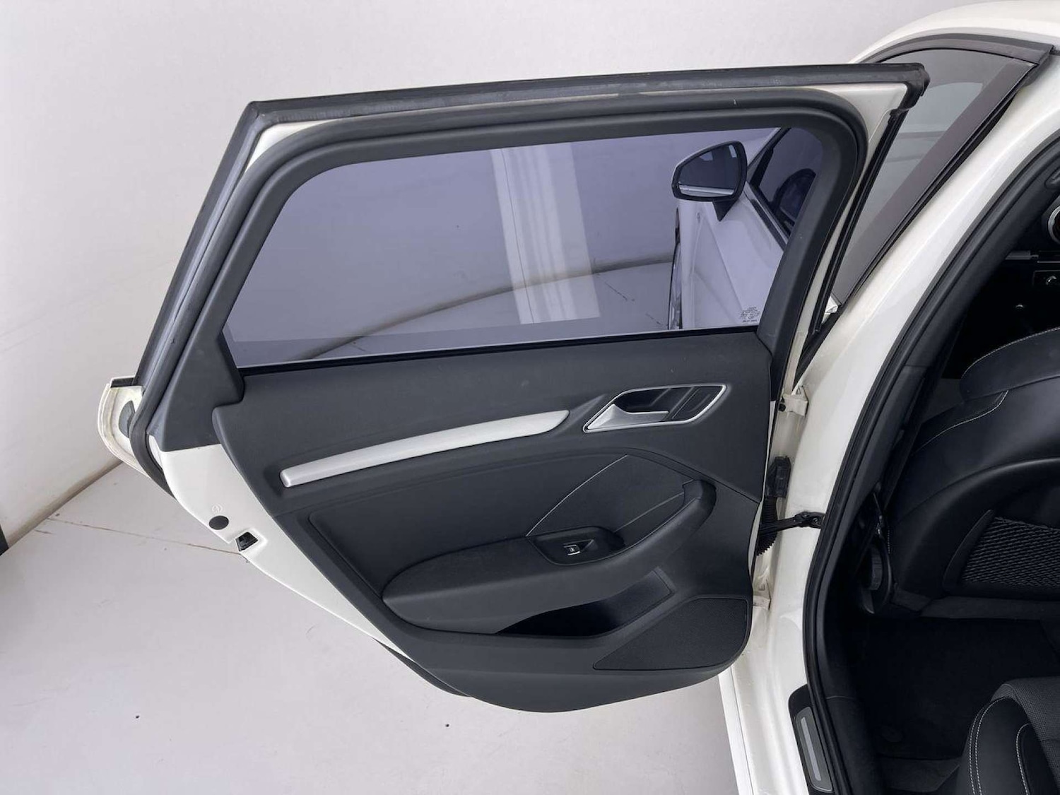 Used Audi A3 2015 for sale - 76663866: Photo 82