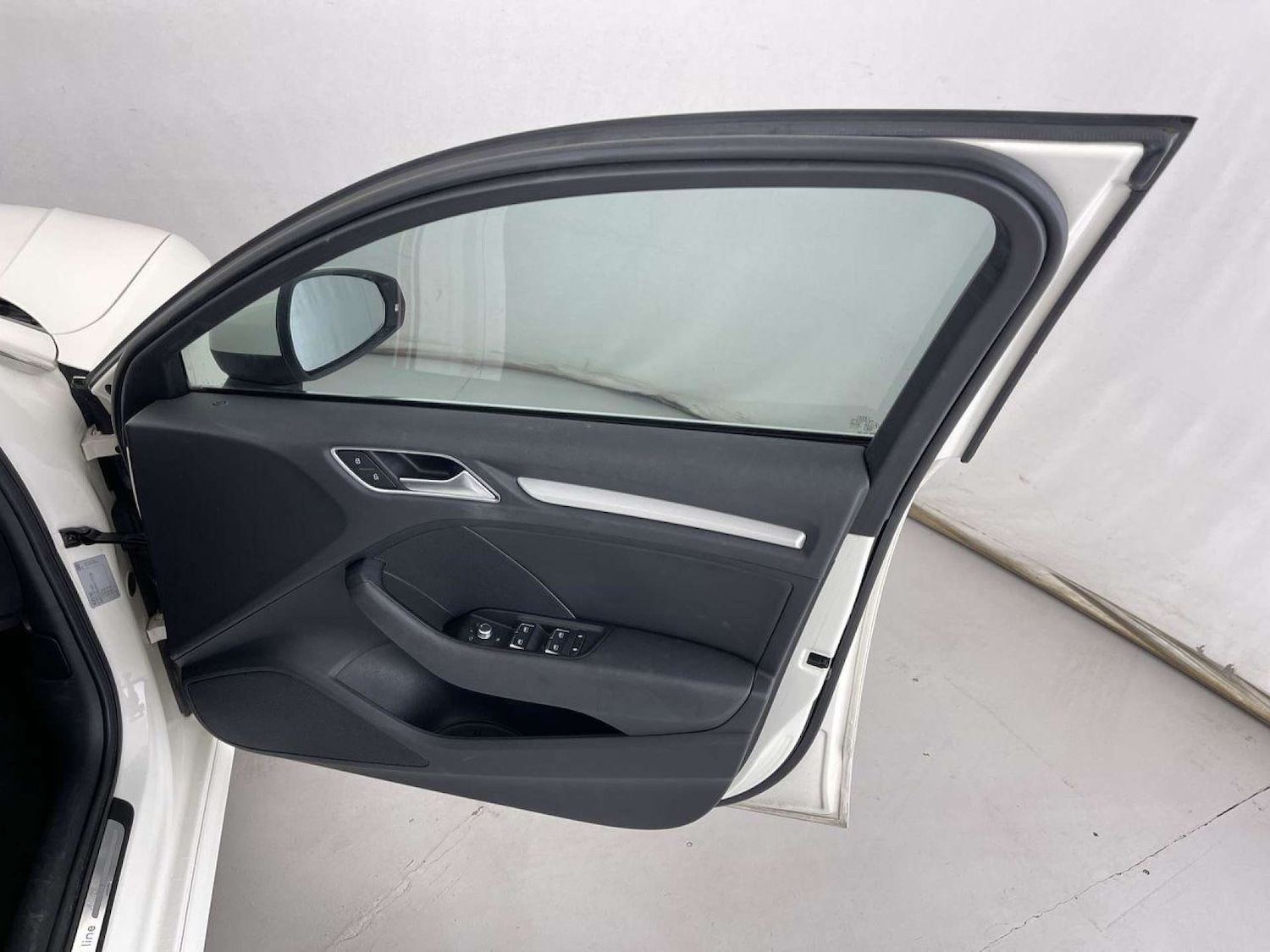 Used Audi A3 2015 for sale - 76663866: Photo 83