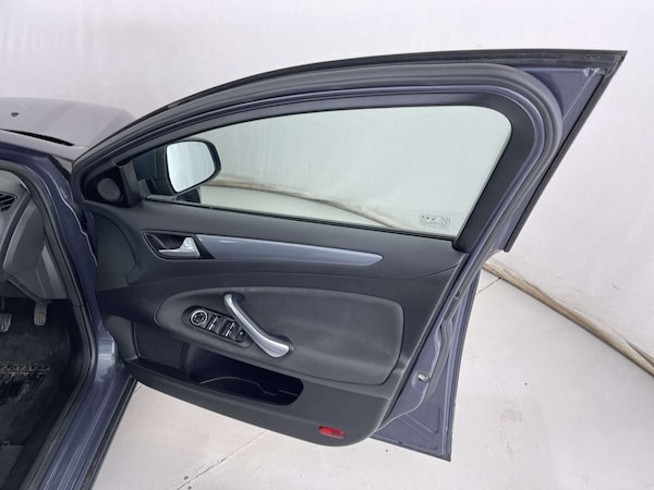 Used Ford Mondeo 2012 for sale - 76210023: Photo 29